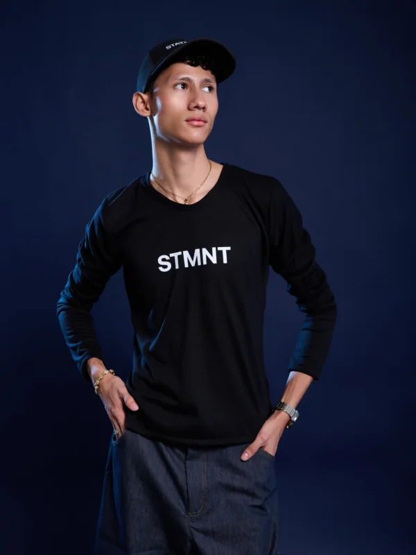 long sleeve logo tee
